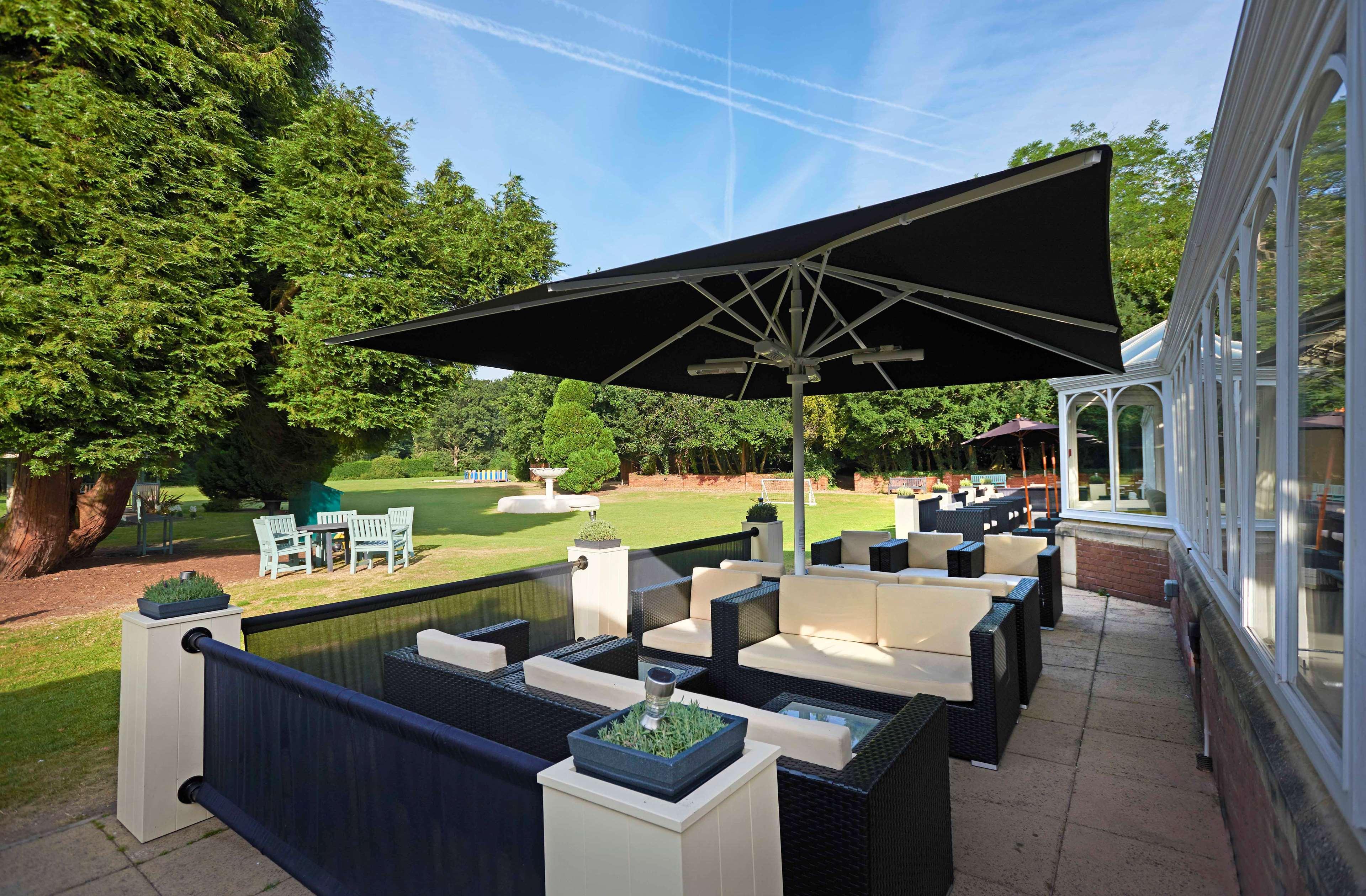Hotel Doubletree By Hilton St. Anne's Manor Bracknell