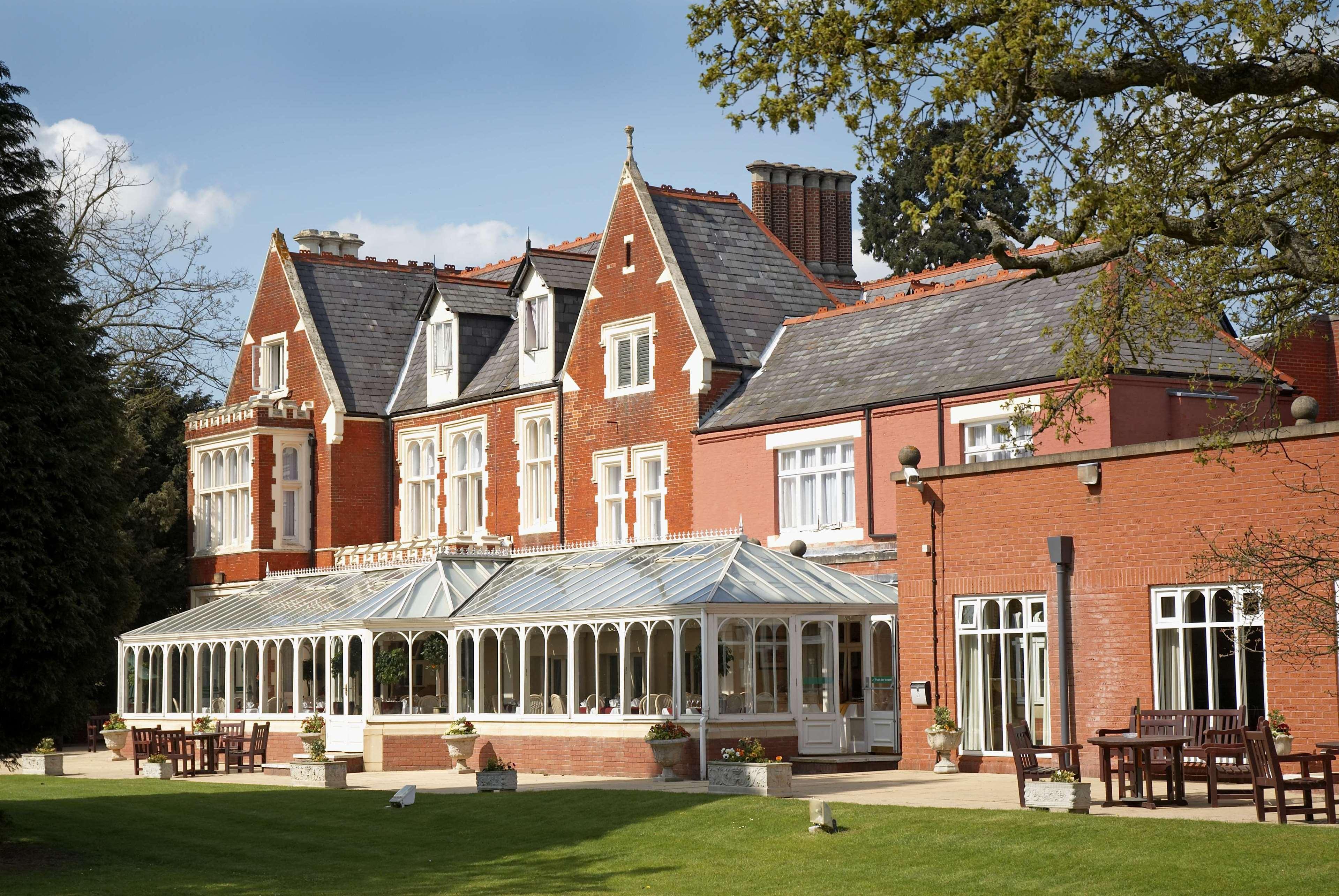 Hotel Doubletree By Hilton St. Anne's Manor Bracknell