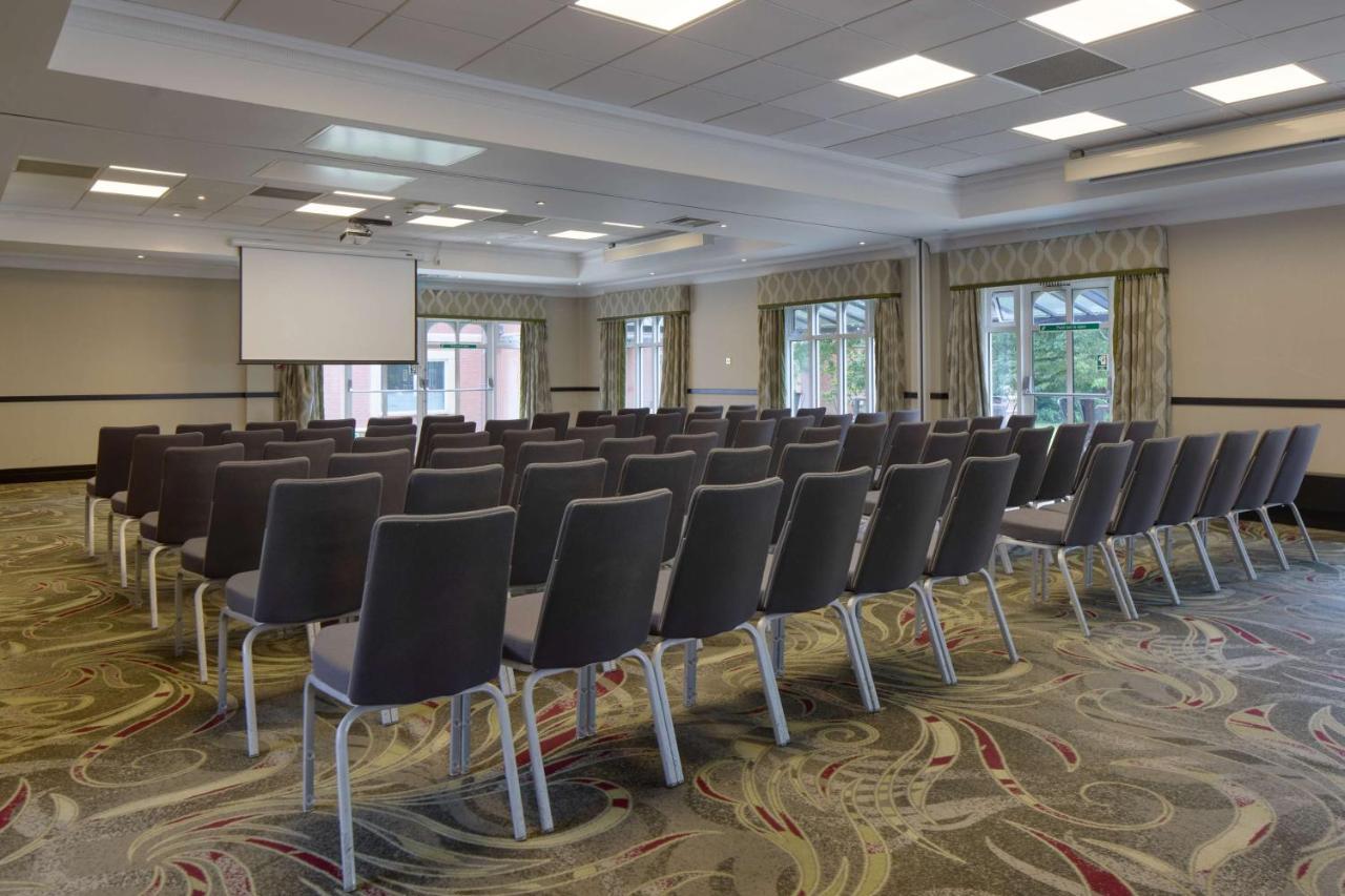Doubletree By Hilton St. Anne's Manor Hotel
