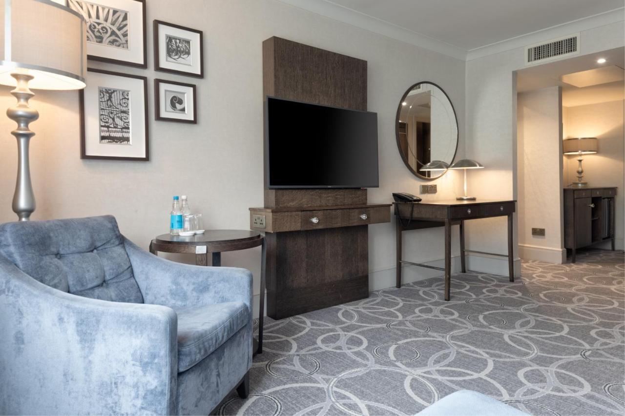 Doubletree By Hilton St. Anne's Manor Hotel Bracknell