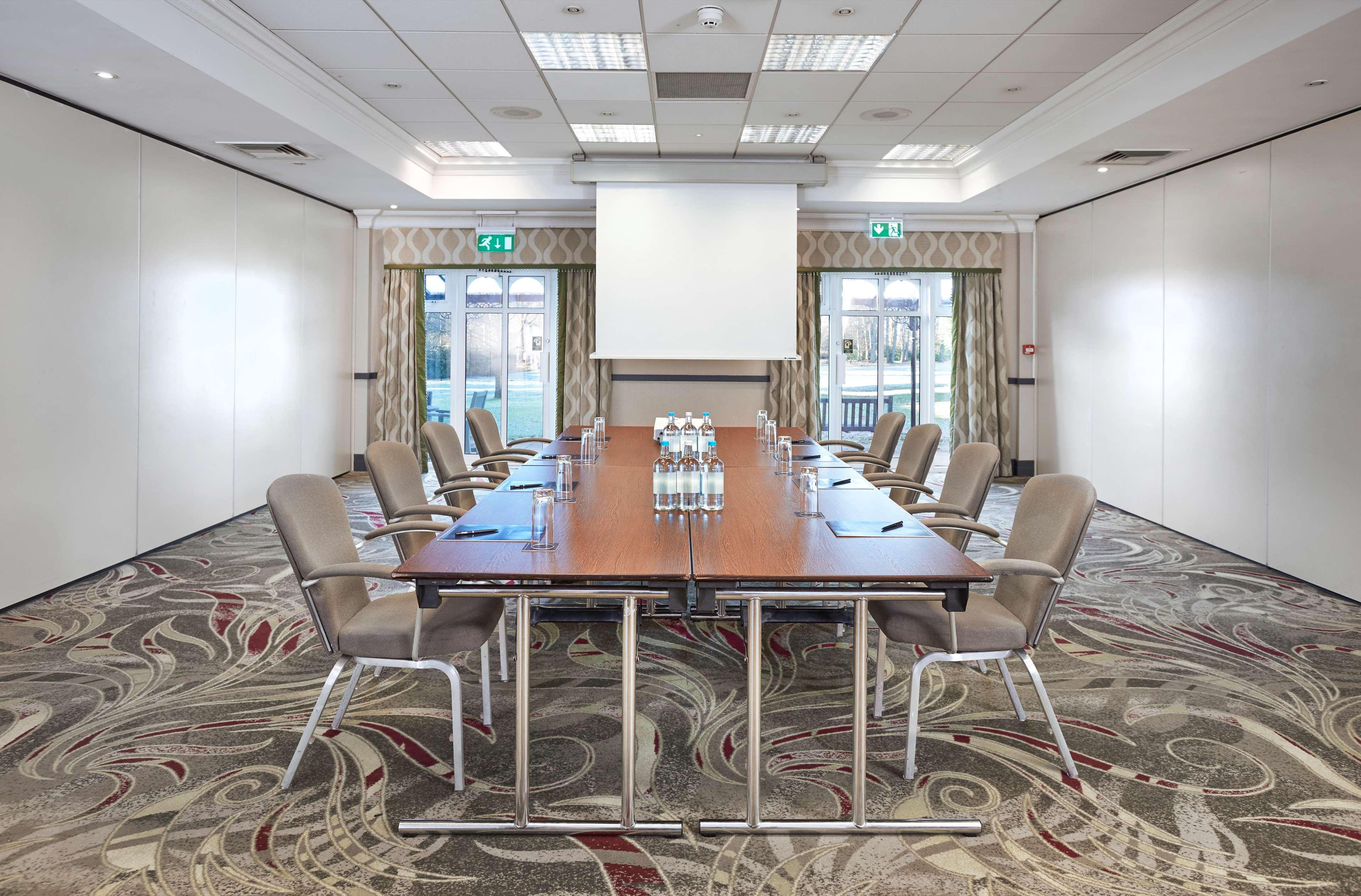 Doubletree By Hilton St. Anne's Manor Hotel 4*