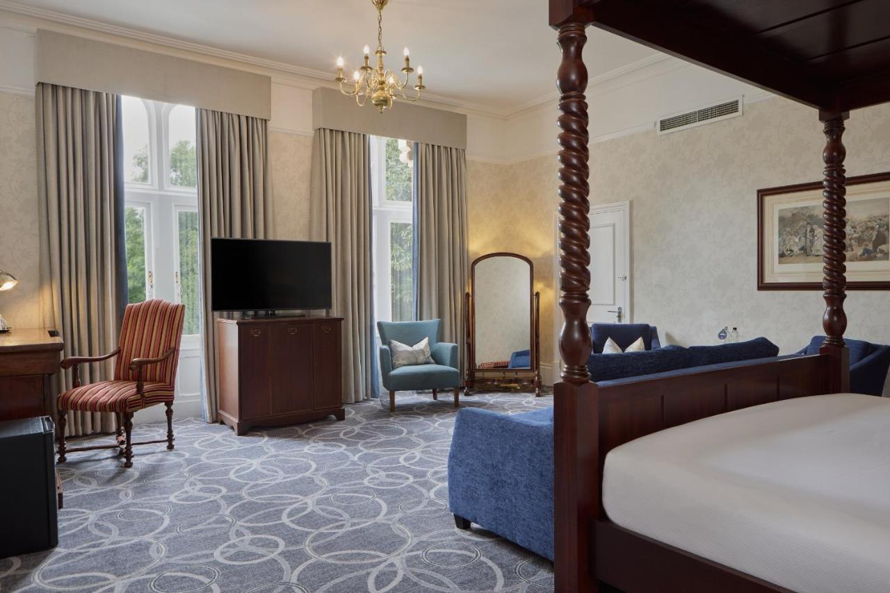 Doubletree By Hilton St. Anne's Manor Hotel